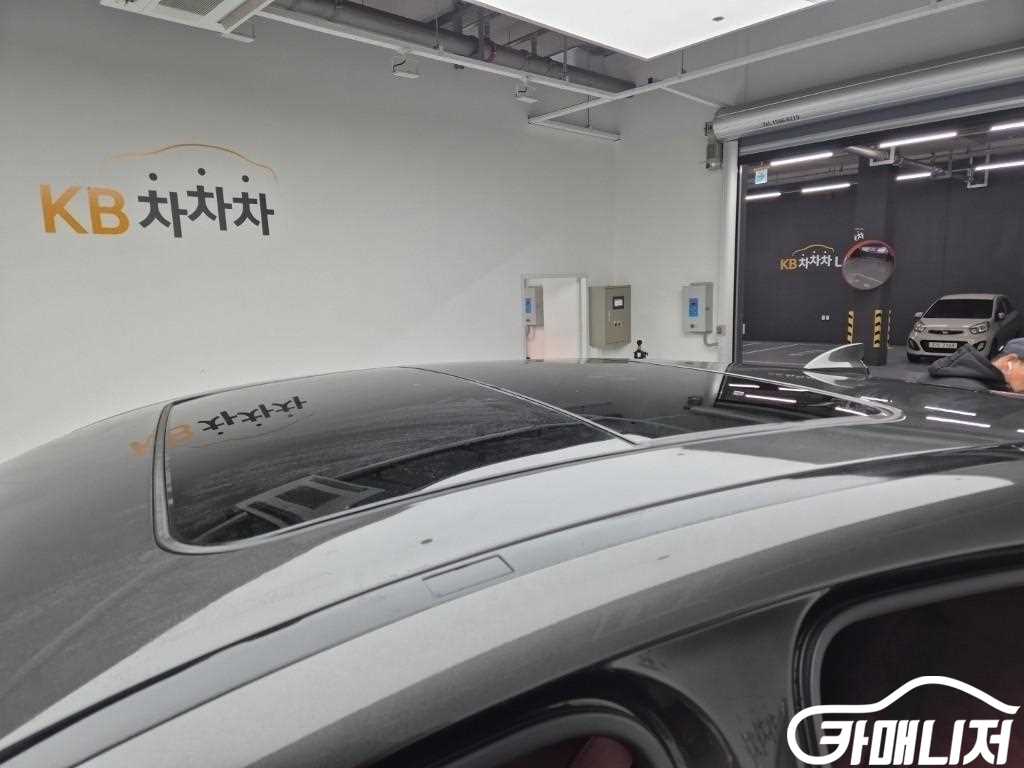 Genesis GV80 GV80 Coupe Gasoline 2.5T AWD thumbnail 13