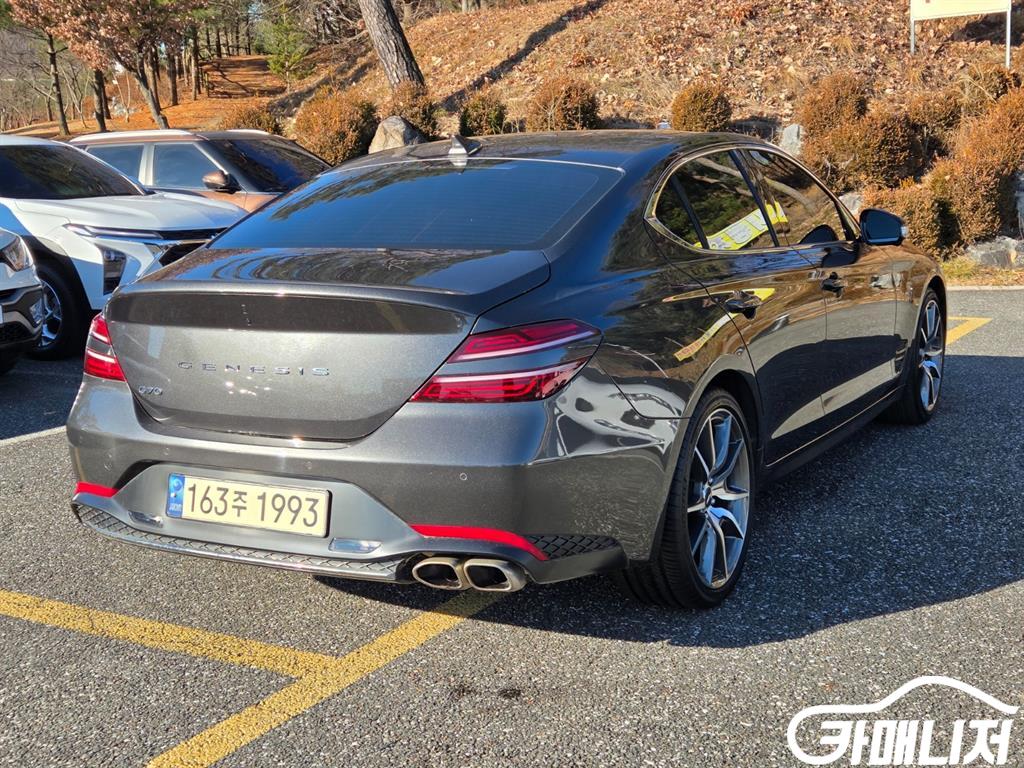 Genesis G70 The New G70 Gasoline 2.0T 2WD thumbnail 6