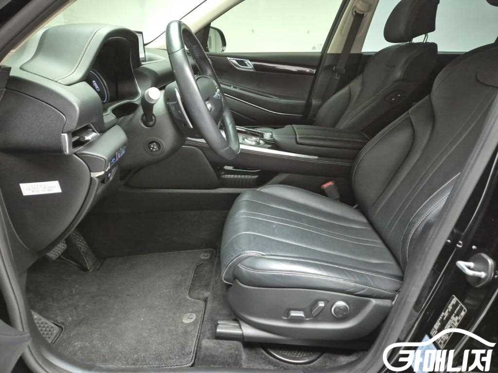 Genesis GV80 Gasoline 3.5T AWD thumbnail 11