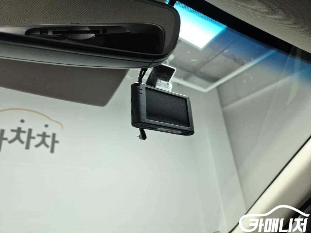 Genesis GV80 Gasoline 3.5T AWD thumbnail 16