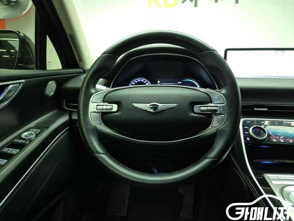 Genesis GV80 Gasoline 3.5T AWD thumbnail 9