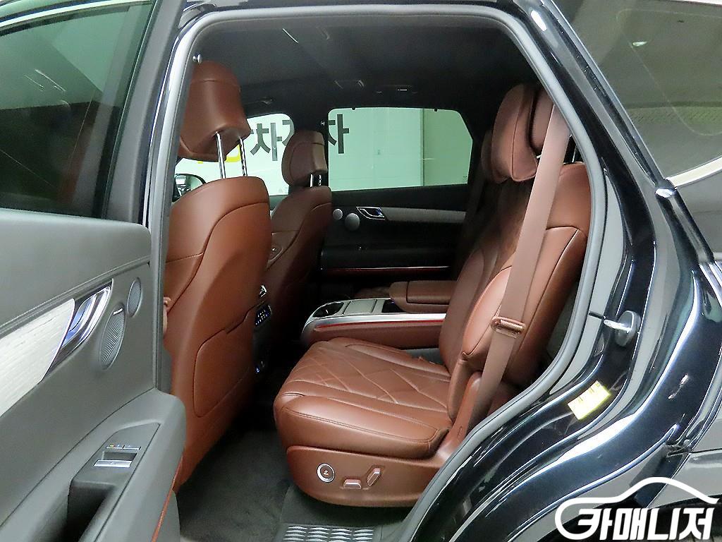 Genesis GV80 Gasoline 3.5T AWD thumbnail 14