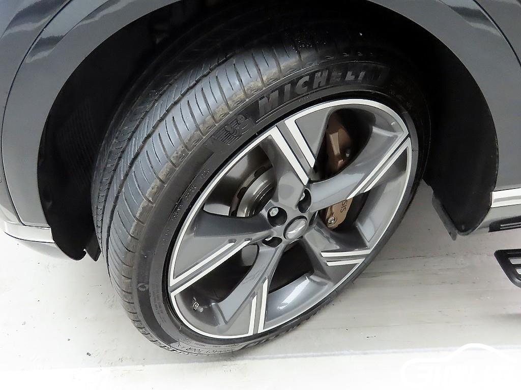 Genesis GV80 Gasoline 3.5T AWD thumbnail 19