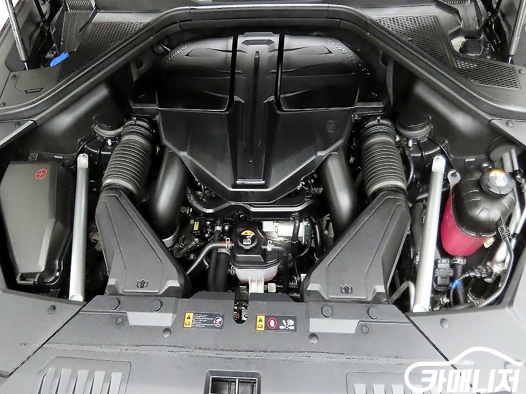 Genesis GV80 Gasoline 3.5T AWD thumbnail 20