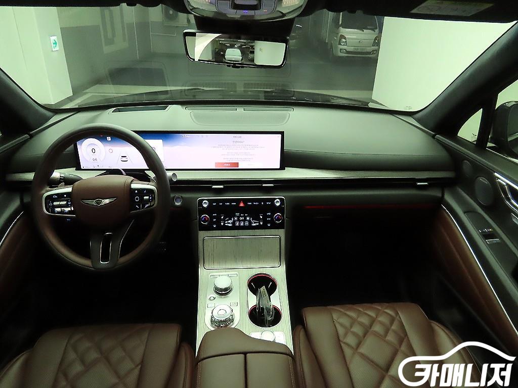 Genesis GV80 Gasoline 3.5T AWD thumbnail 8