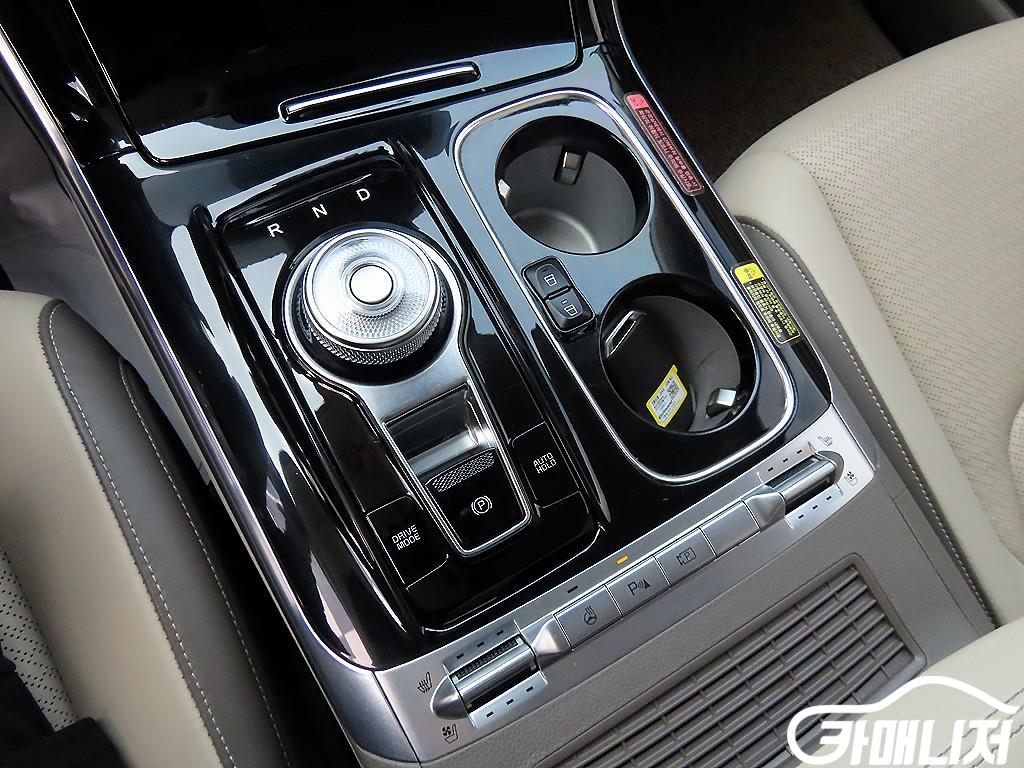 Kia Carnival Carnival 4th Gen Gasoline 9-Seater Hi-Limousine thumbnail 11