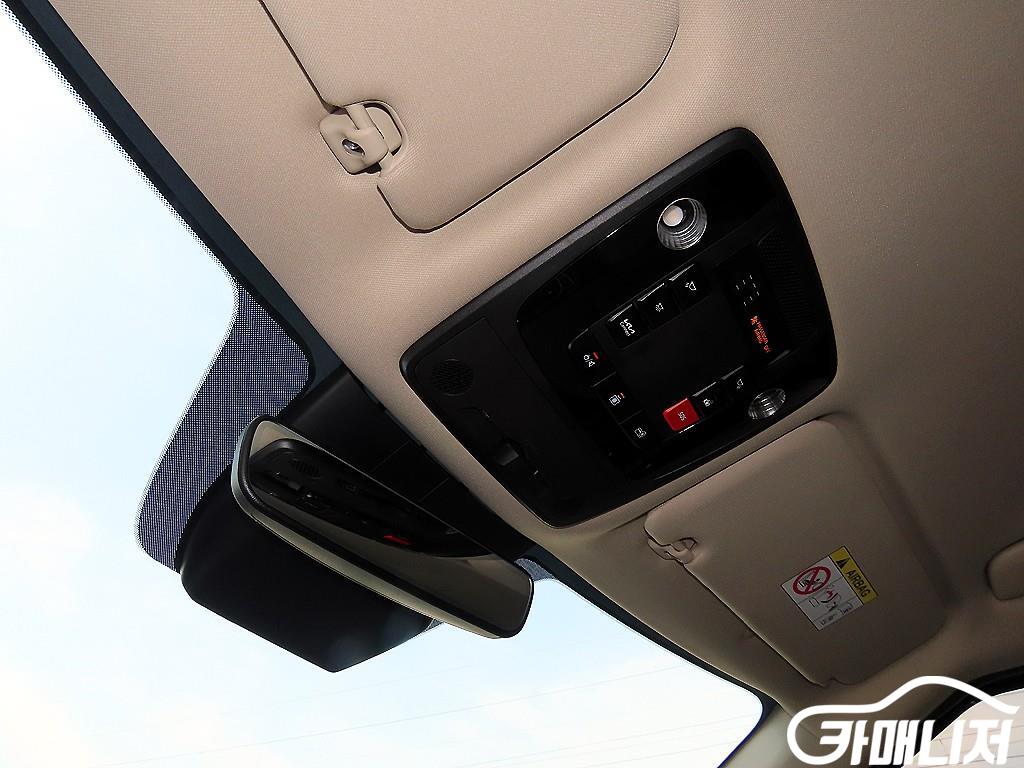 Kia Carnival Carnival 4th Gen Gasoline 9-Seater Hi-Limousine thumbnail 15