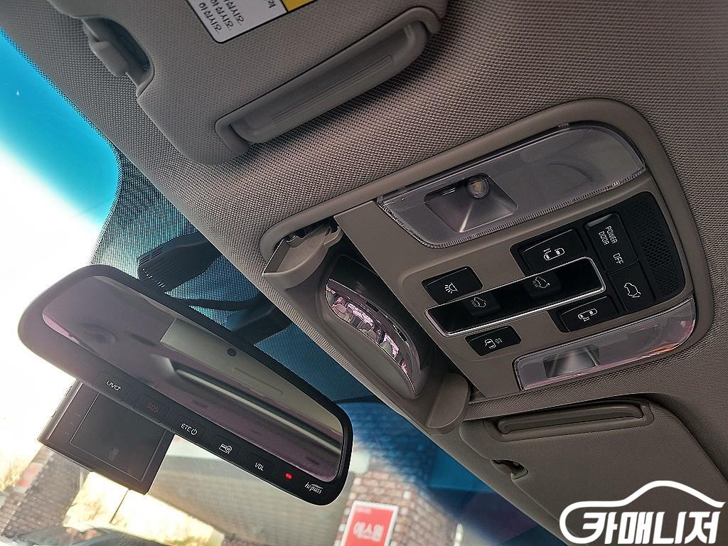 Kia Carnival The New Carnival Diesel 9-Seater Noblesse thumbnail 14