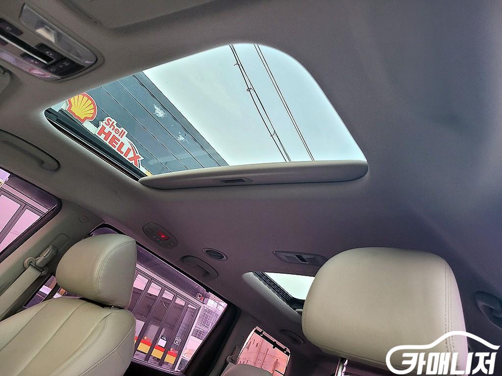 Kia Carnival The New Carnival Diesel 9-Seater Noblesse thumbnail 15