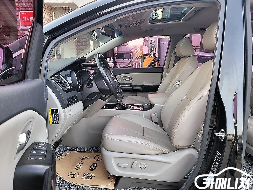 Kia Carnival The New Carnival Diesel 9-Seater Noblesse thumbnail 6