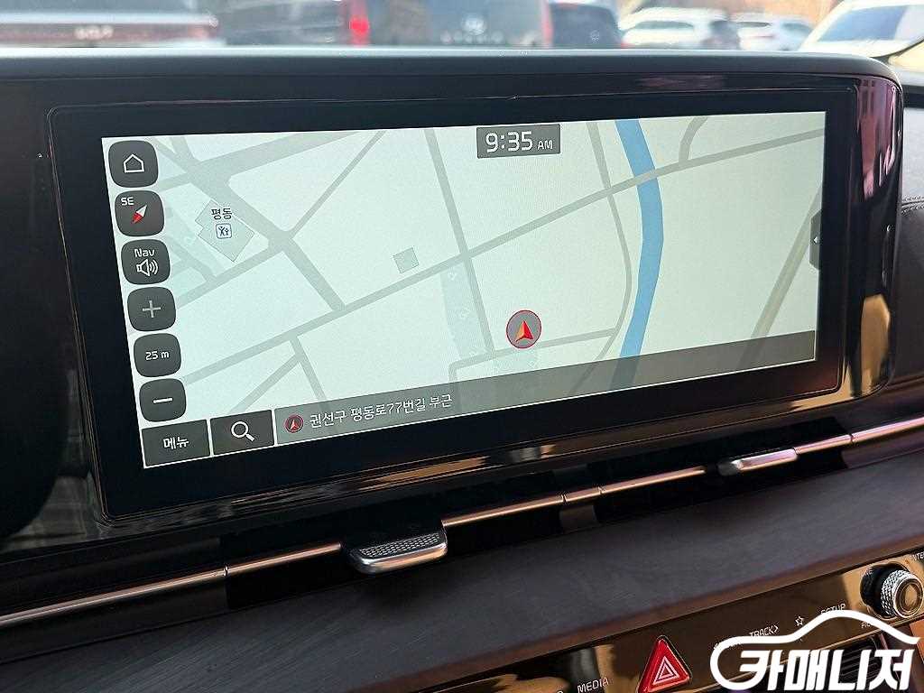 Kia Carnival Carnival 4th Gen Diesel 9-Seater Prestige thumbnail 15