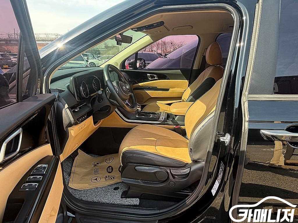 Kia Carnival Carnival 4th Gen Diesel 9-Seater Prestige thumbnail 6