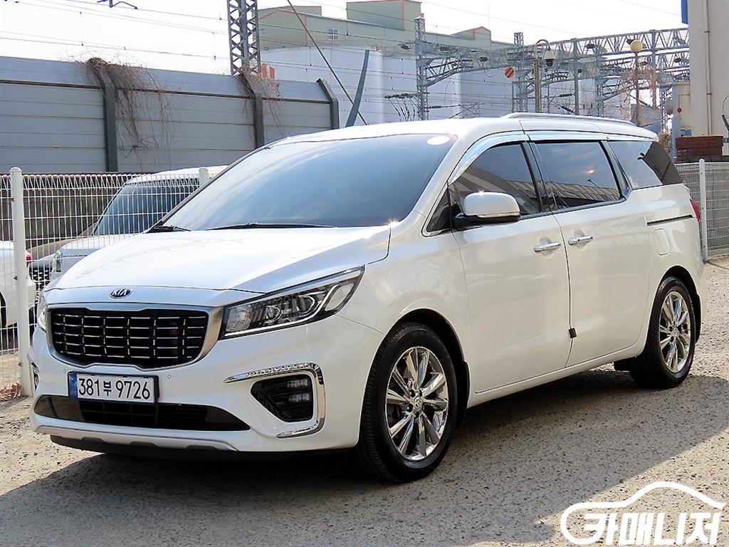 Kia Carnival The New Carnival Diesel 9-Seater Prestige