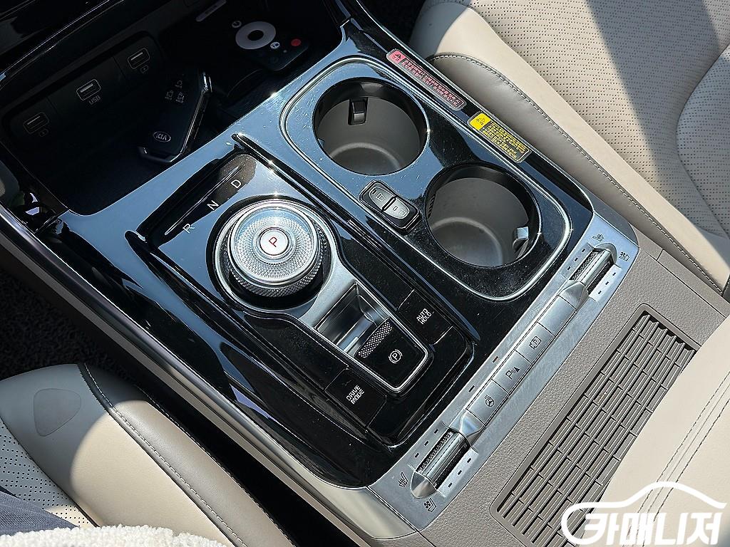 Kia Carnival Carnival 4th Gen Gasoline 9-Seater Hi-Limousine thumbnail 11