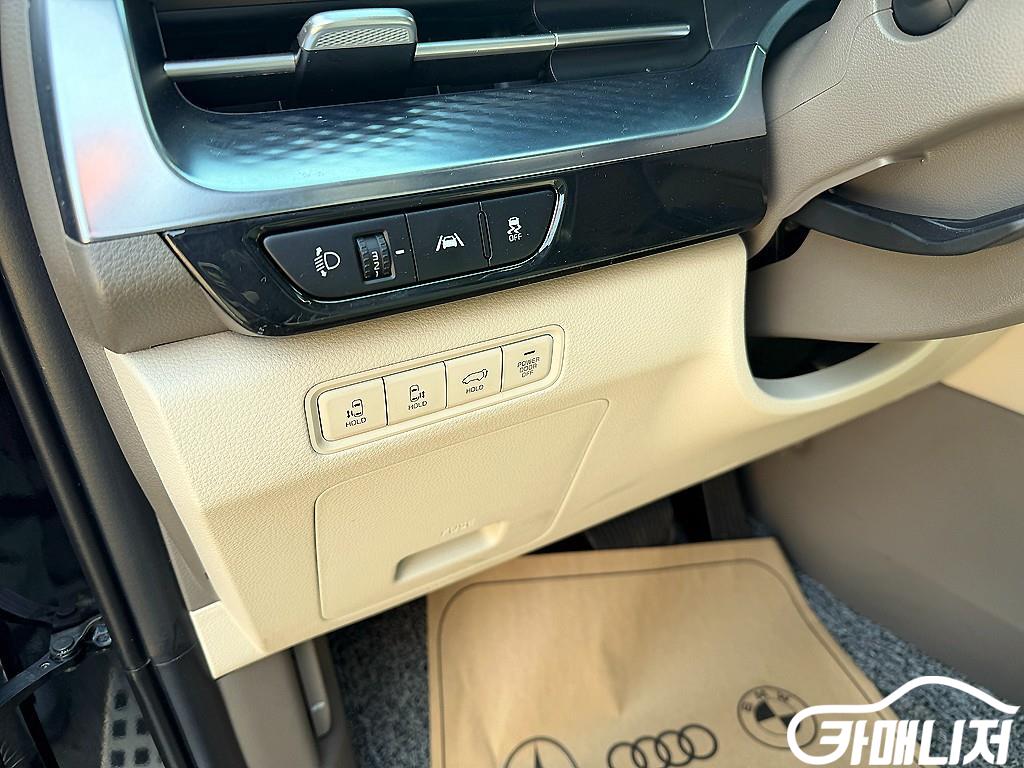 Kia Carnival Carnival 4th Gen Gasoline 9-Seater Hi-Limousine thumbnail 13