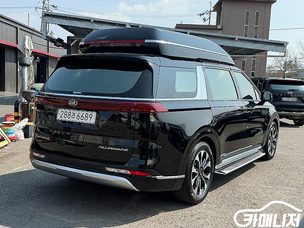 Kia Carnival Carnival 4th Gen Gasoline 9-Seater Hi-Limousine thumbnail 3
