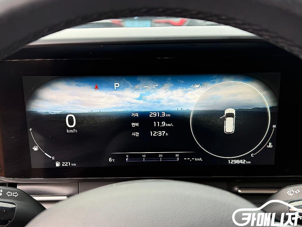 Kia Carnival Carnival 4th Gen Diesel 9-Seater Prestige thumbnail 9