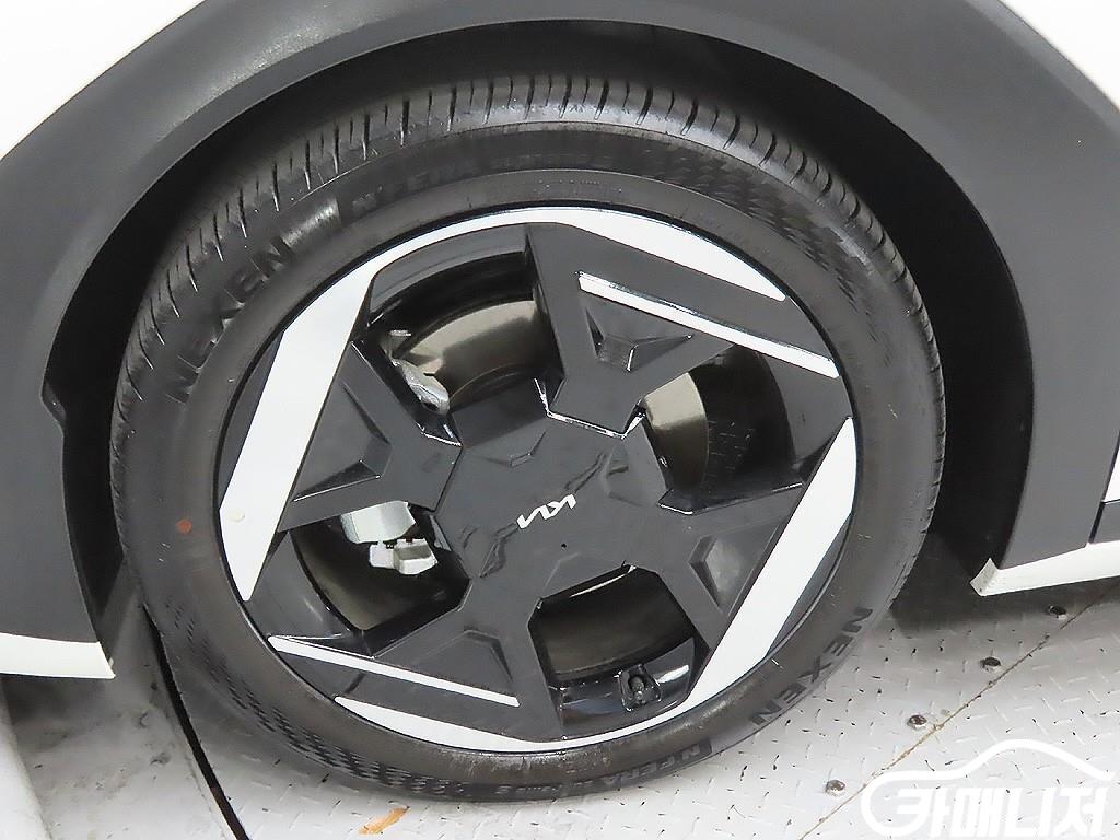 Kia EV4 Standard thumbnail 5